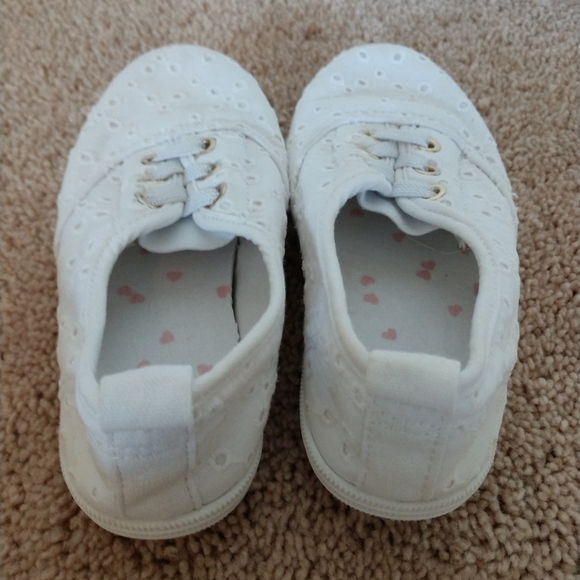 Shoes - Picture 2 of 3